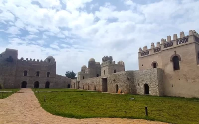 15 Days Tour of Blue Nile Falls, Gonder Royal Castle, Simien Mountains Hiking & Tigray Churches