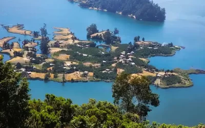 Day Trip to Wonchi Crater Lake & Ambo